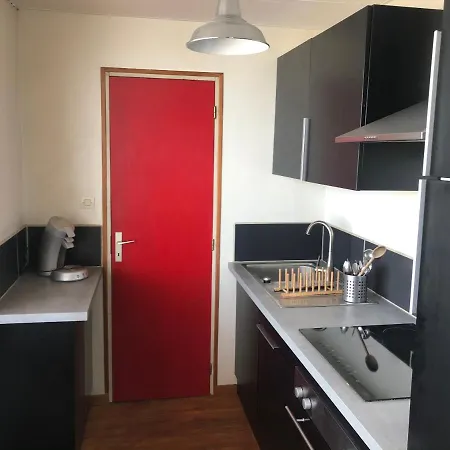 Aloha Apartment *
