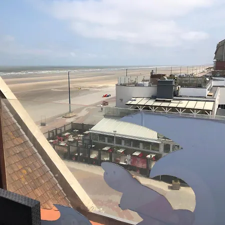 Aloha Apartment