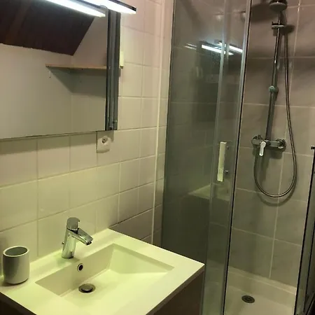 Aloha Apartment *